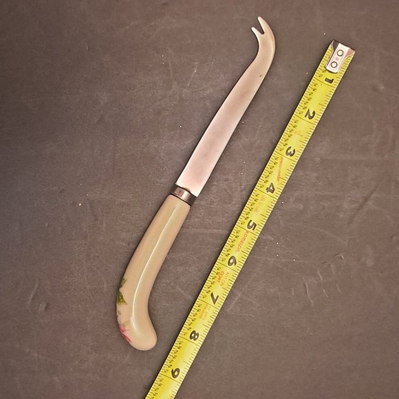 VINTAGE PORCELAIN HANDLED CHEESE KNIFE - Picture 5 of 5